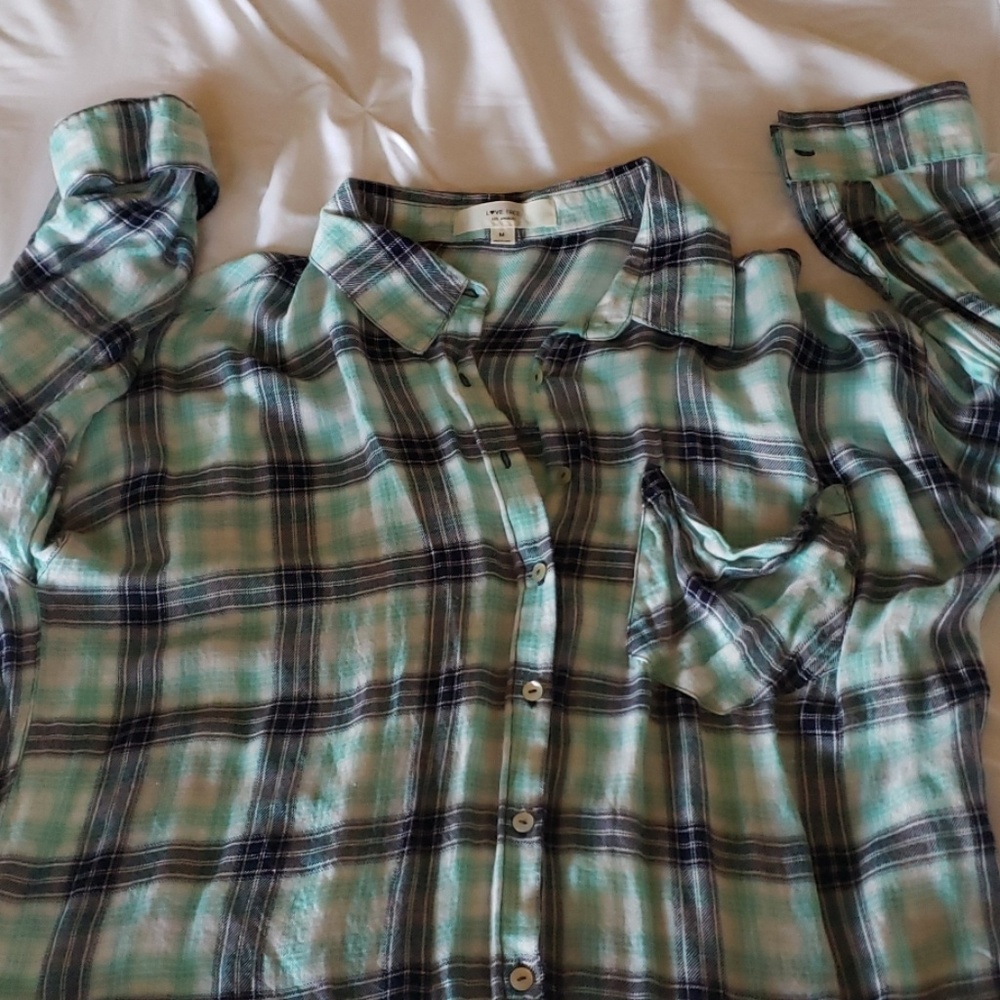 Blue Plaid Top - Picture 2 of 4